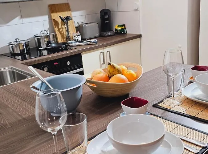 Modern Near Duesseldorf Airport & Messe/fair